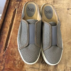 Sofft gray leather Beekon slide in shoes, sz 8, GUC, see pics for blemishes